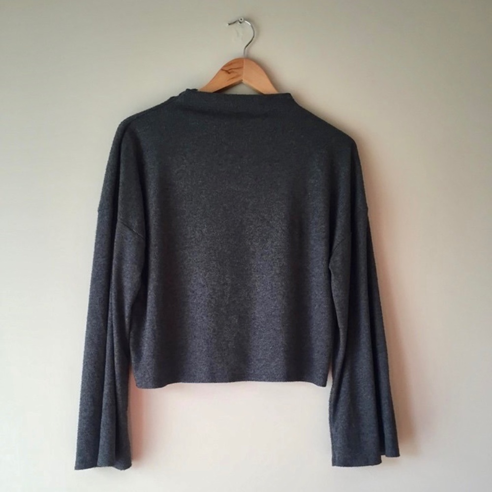 MIKEY&JOEY Medium Gray Sweater